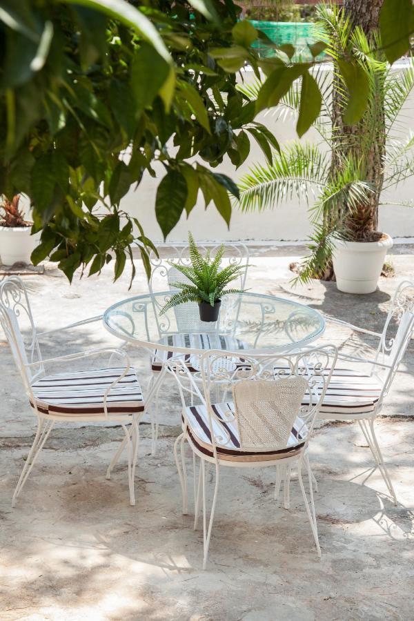 Sunny And Minimal Apt In Glyfada With 3 Bdrm Atina Dış mekan fotoğraf